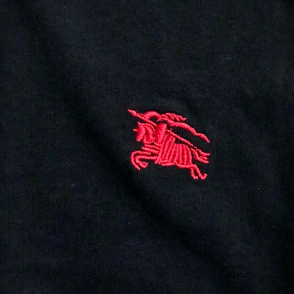 🔥🔥SOLD🔥🔥Authentic Burberry T-shirt - Picture 10 of 10